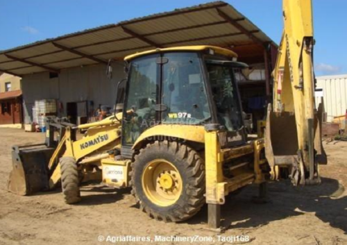 Komatsu WB 97-R Kepçe İş Makine Camları
